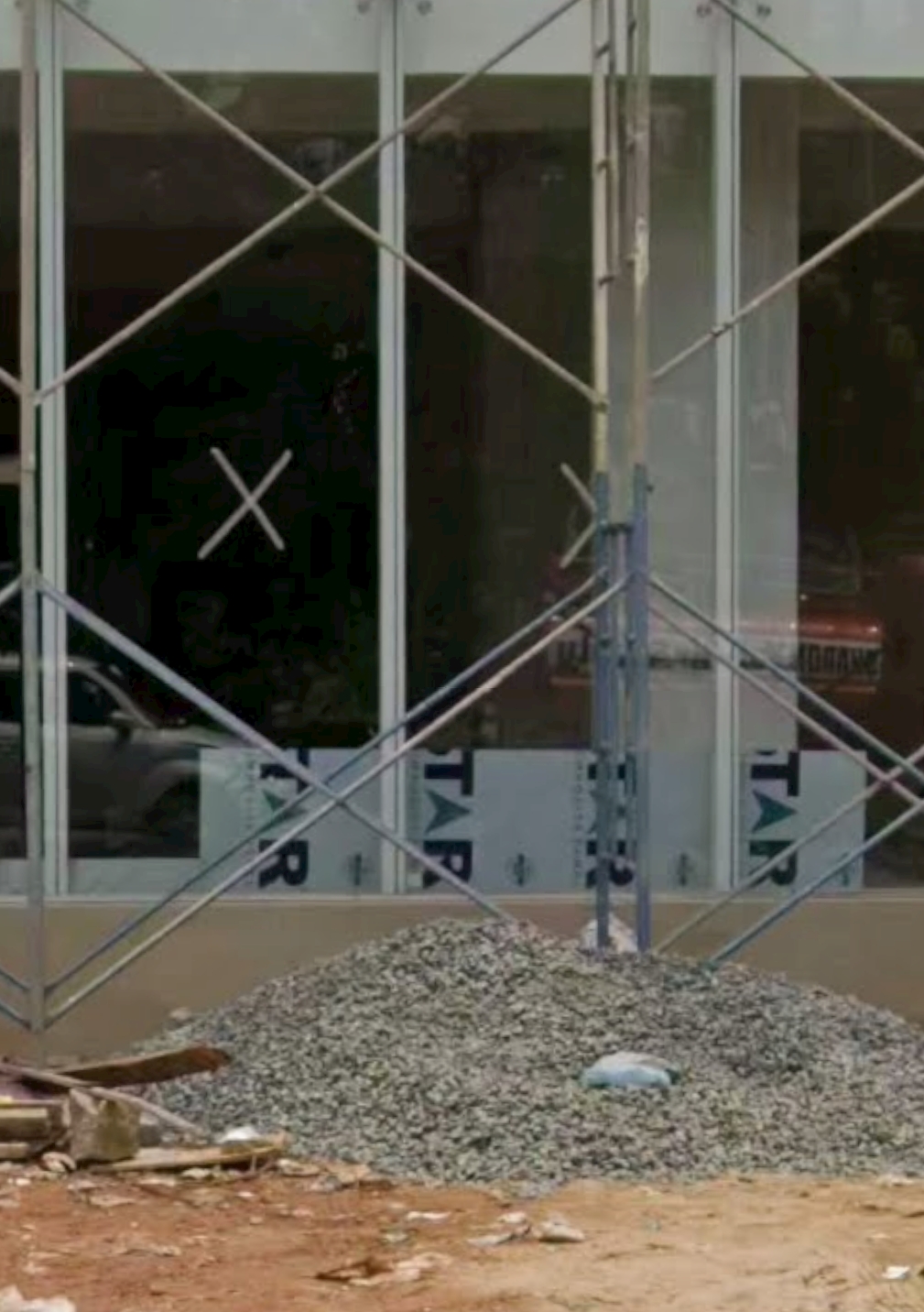 COMMERCIAL BUILDING / SPACE FOR RENT- URWA STORE